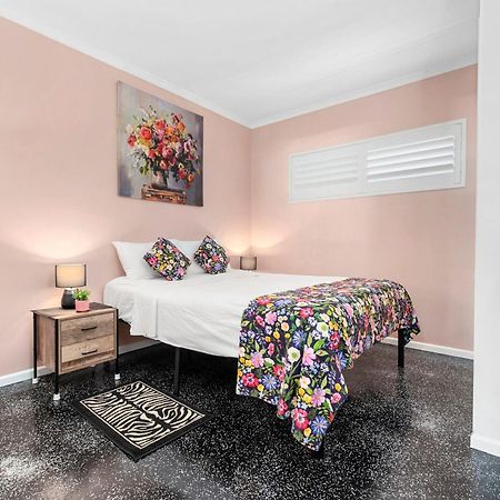 Villa Vaucluse Apartments Кэрнс Экстерьер фото