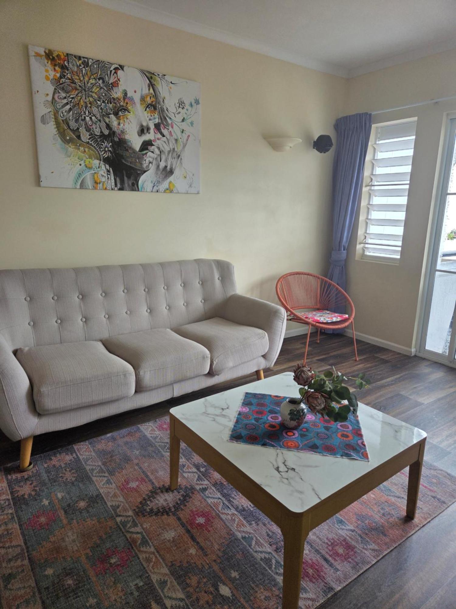 Villa Vaucluse Apartments Кэрнс Экстерьер фото